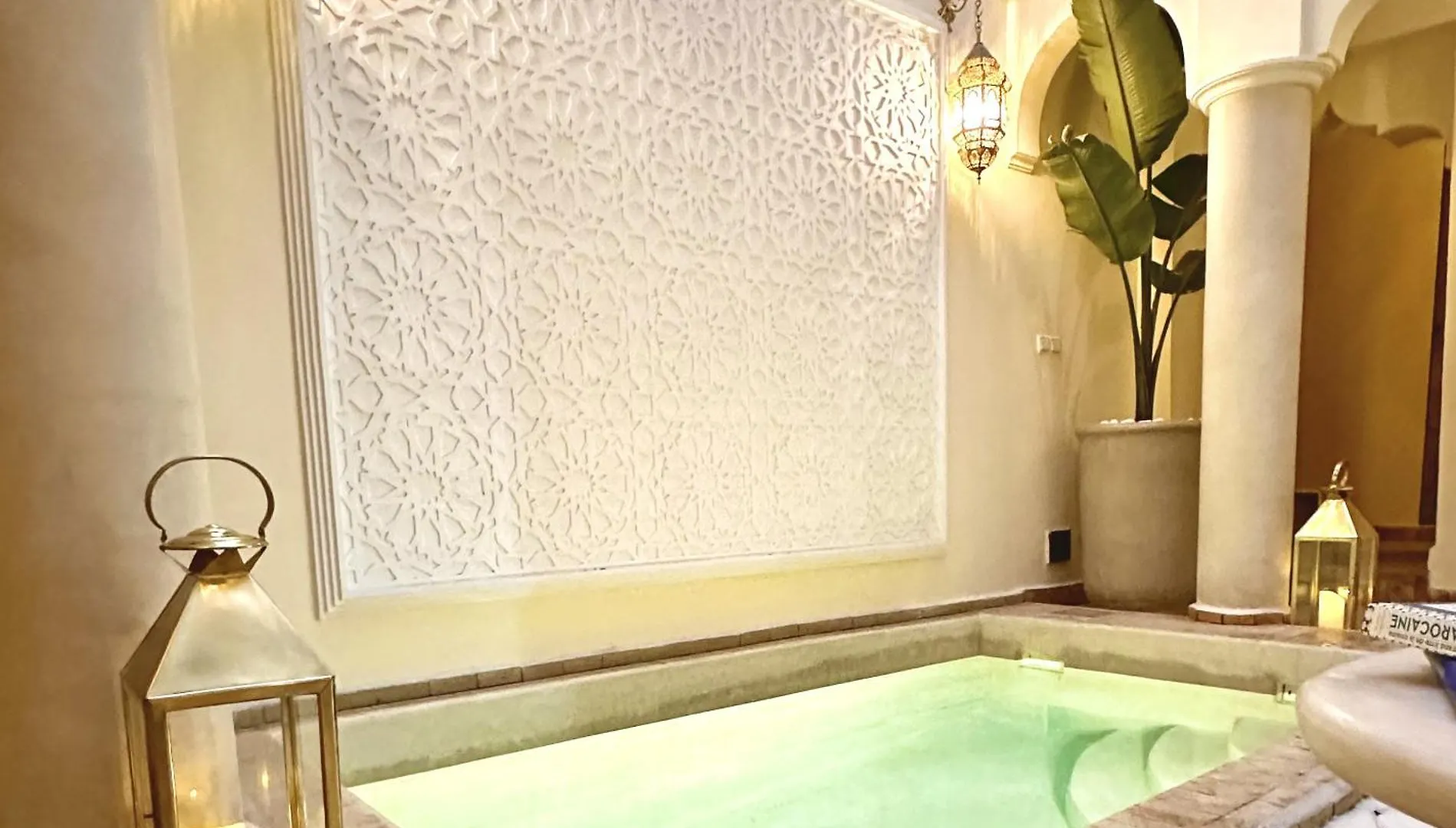 Willa Riad Le R - Riad Privatif De Luxe Marrakesz